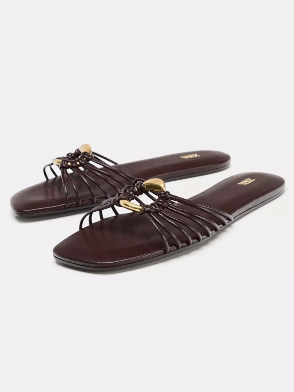 Beautiful sandals - Picture 2 of 4